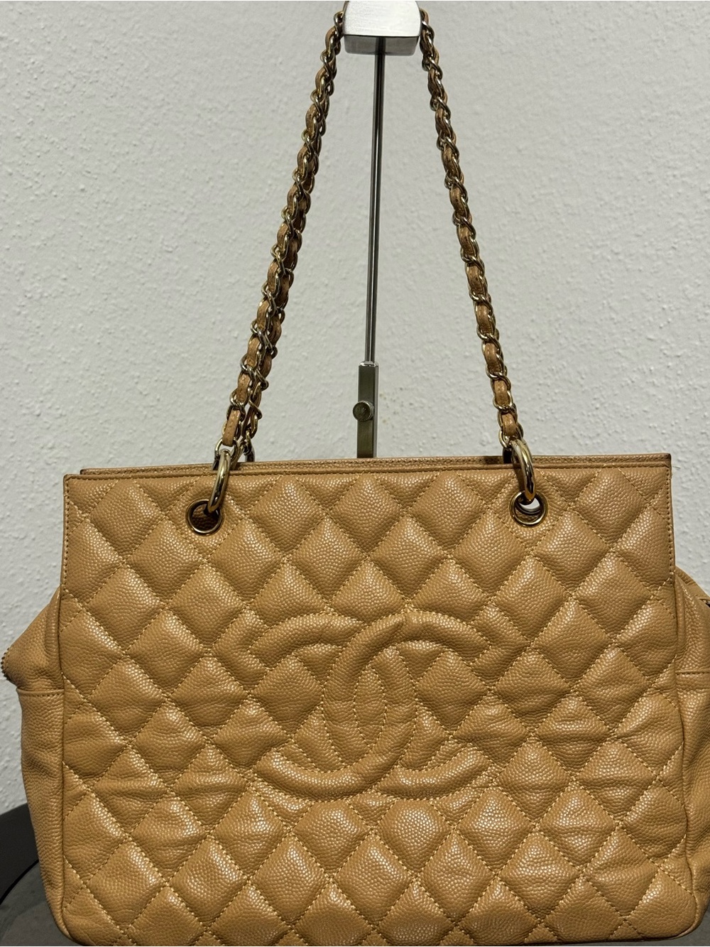 QuiltedTan Leather Chain-Handle Shoulder Tote Bag
